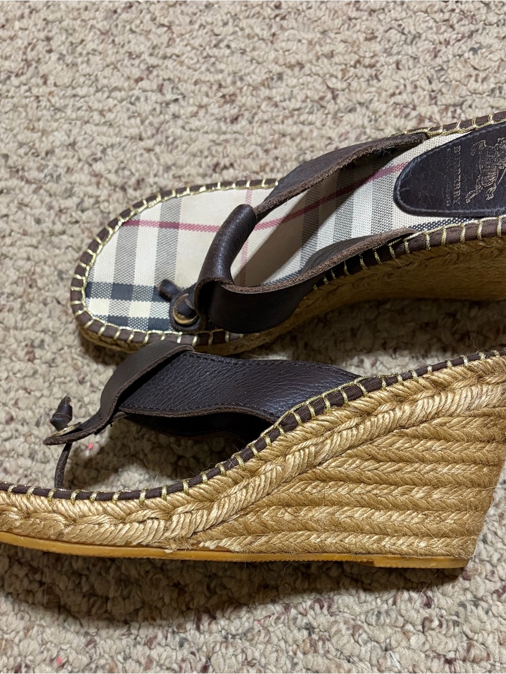 🔥EUC Authentic Burberry Brown Leather Espadrille Wedge Sandals with Plaid Insole